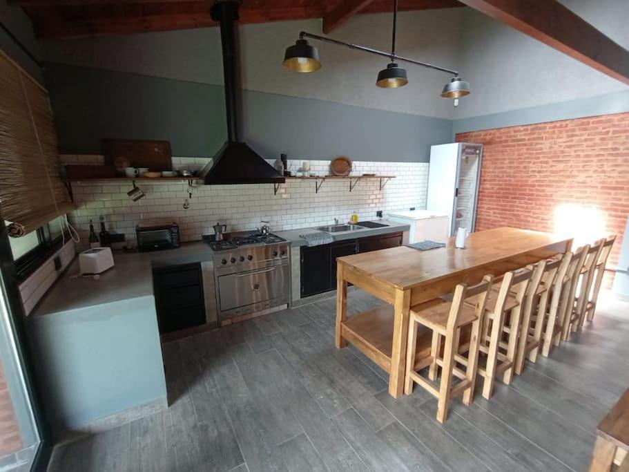 Escala Ezeiza Loft Con Desayuno Apartment Luis Guillon Exterior foto